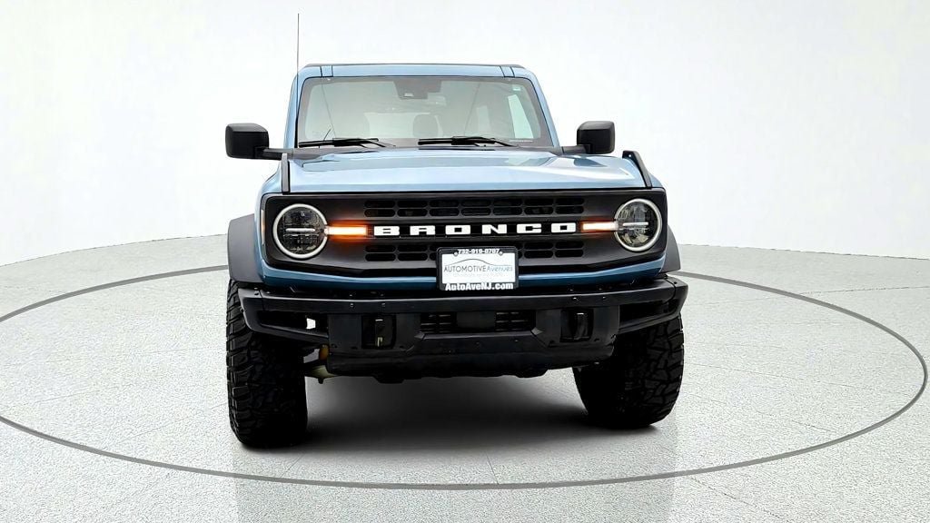 Used 2023 Ford Bronco Black Diamond w/ Sasquatch Package AWD/4WD image 2