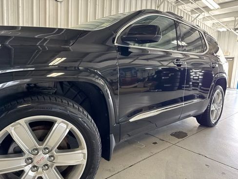 Used 2018 GMC Acadia Denali w/ Technology Package AWD/4WD image 31