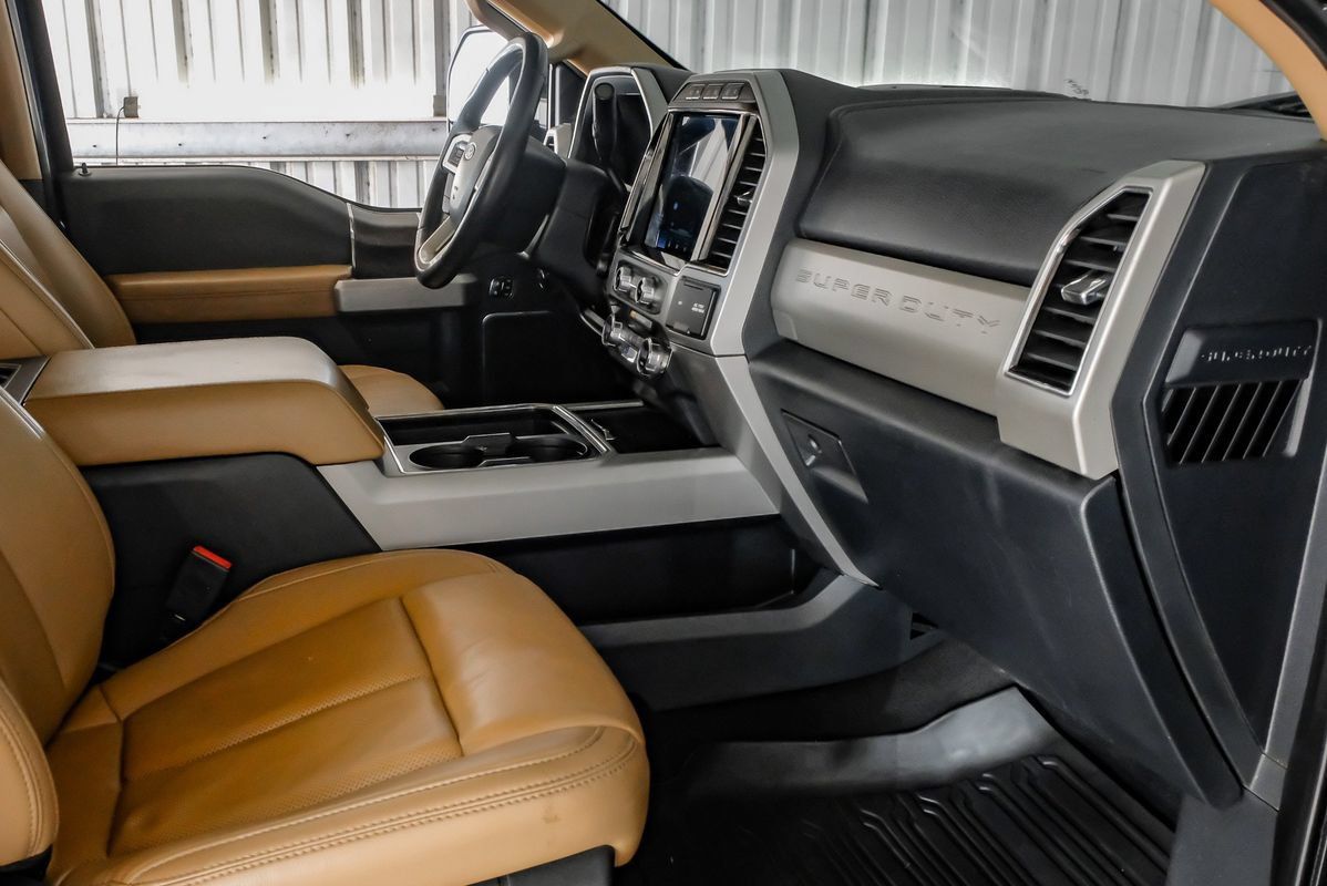 Used 2022 Ford F350 Lariat w/ Lariat Ultimate Package AWD/4WD image 13