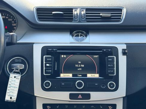 Used 2013 Volkswagen CC Sport Plus image 23