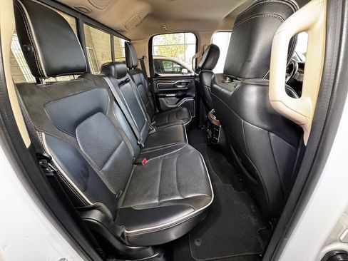 Used 2020 RAM 1500 Laramie AWD/4WD image 52
