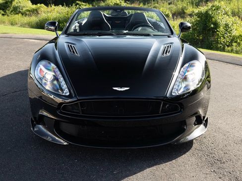 Used 2018 Aston Martin Vanquish S RWD image 12