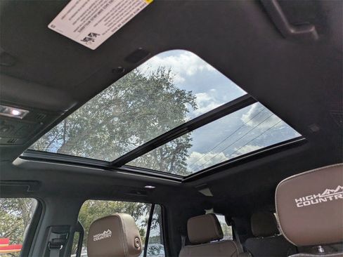 Used 2021 Chevrolet Tahoe High Country image 27