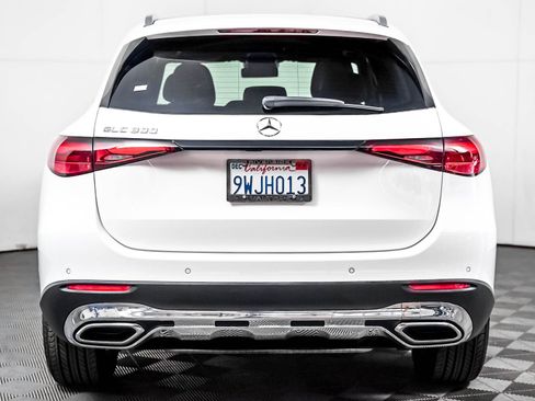 Certified 2026 Mercedes-Benz GLC 300 image 7