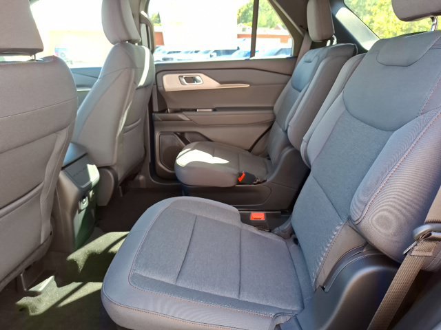 New 2027 Ford Explorer Active RWD image 28