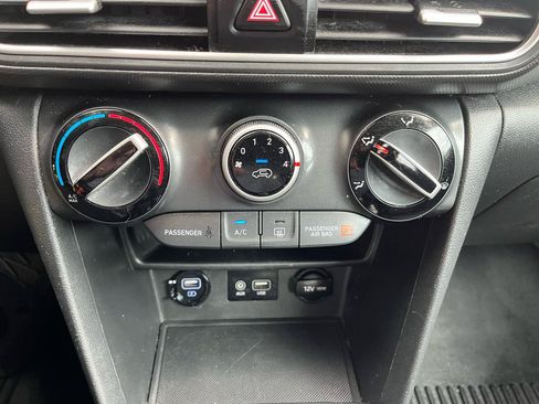 Used 2019 Hyundai Kona SE AWD/4WD image 19