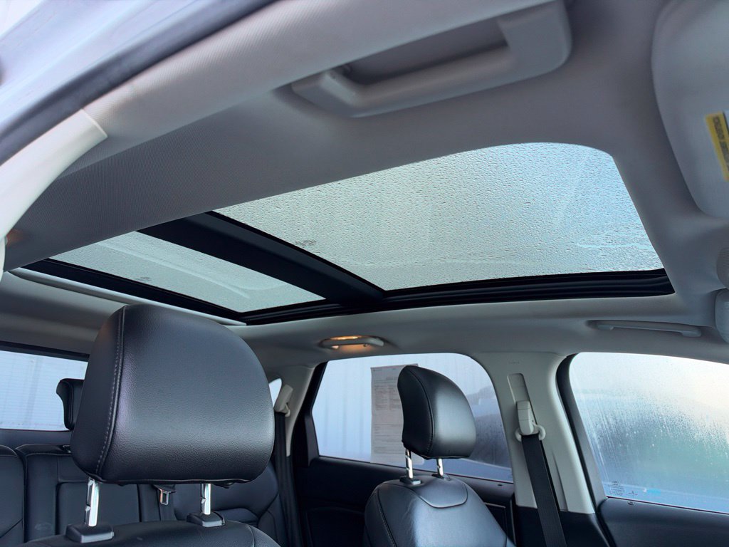Used 2015 Ford Edge SEL w/ Equipment Group 201A AWD/4WD image 25