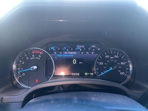 Used 2022 Ford F350 Lariat w/ Tremor Off-Road Package image 11