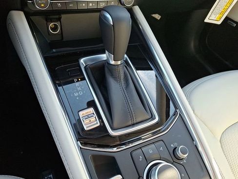 New 2025 MAZDA CX-5 AWD 2.5 S w/ Premium Plus Pkg image 16