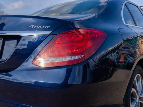 Used 2015 Mercedes-Benz C 300 4MATIC Sedan image 15