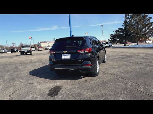 Used 2023 Chevrolet Equinox LT AWD/4WD image 8