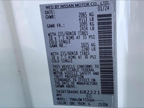 Used 2024 Nissan Rogue SV FWD image 33