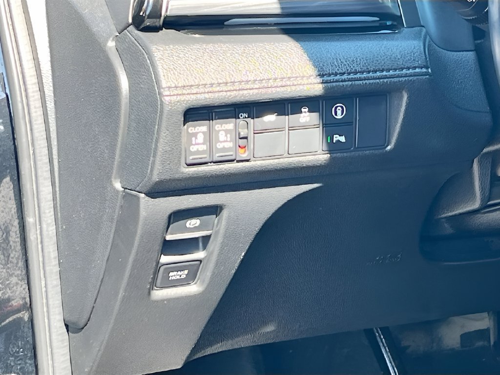 Used 2022 Honda Odyssey Elite image 10