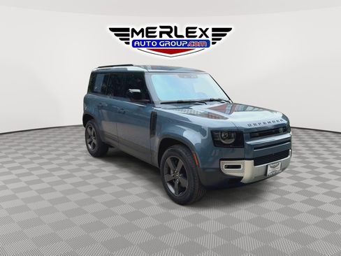 Used 2020 Land Rover Defender 110 SE AWD/4WD image 2