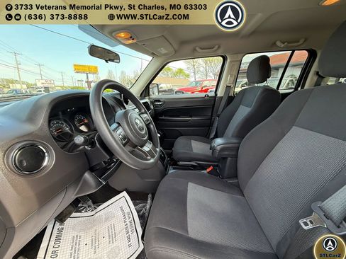 Used 2015 Jeep Patriot Sport w/ Power Value Group image 9