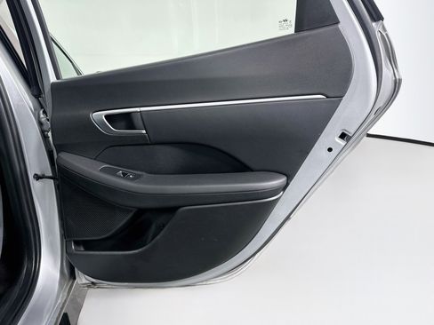 Used 2025 Hyundai Sonata SEL FWD image 30