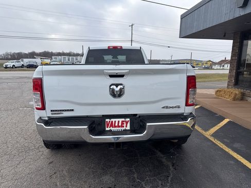 Used 2022 RAM 3500 Big Horn AWD/4WD image 12