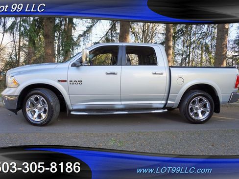 Used 2016 RAM 1500 Laramie w/ Convenience Group image 5