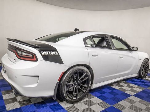Used 2023 Dodge Charger Scat Pack w/ Daytona Edition Group RWD image 5