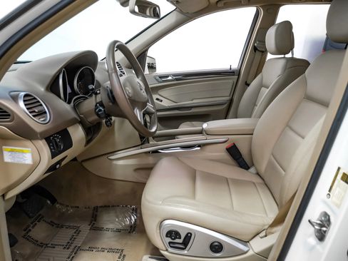 Used 2011 Mercedes-Benz ML 350 BlueTEC 4MATIC image 26