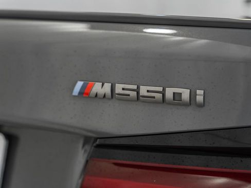 Used 2021 BMW M550i xDrive w/ Premium Package image 10