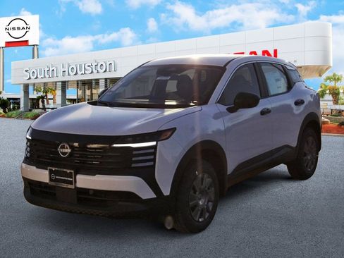 New 2026 Nissan Kicks S image 2