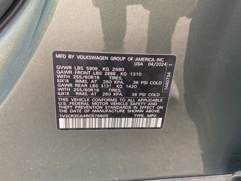 Used 2024 Volkswagen Atlas Peak Edition SE AWD/4WD image 30