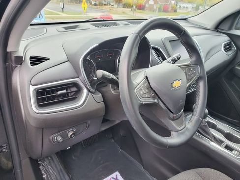 Certified 2024 Chevrolet Equinox LT w/ LPO, Floor Liner Package image 24