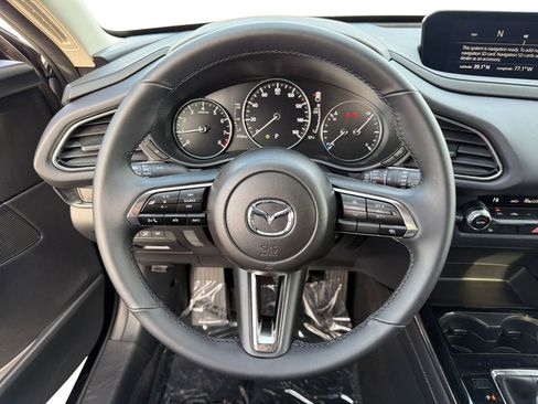 Certified 2025 MAZDA CX-30 AWD 2.5 S w/ Preferred Package image 12