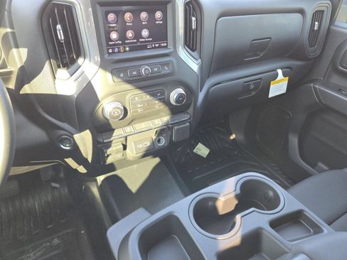 New 2026 GMC Sierra 2500 Pro w/ Convenience Package AWD/4WD image 33