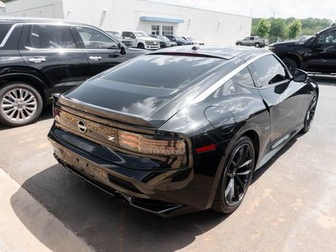 Used 2024 Nissan Z Performance w/ Floor Mat Package RWD image 4