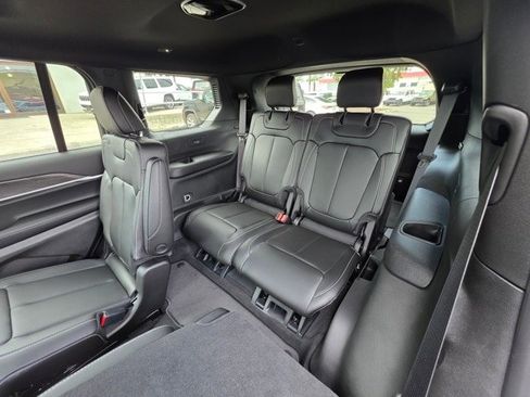 New 2025 Jeep Grand Cherokee L Limited w/ Trailer Tow Package image 22