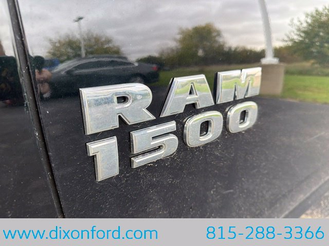Used 2017 RAM 1500 Classic SLT w/ Luxury Group AWD/4WD image 10