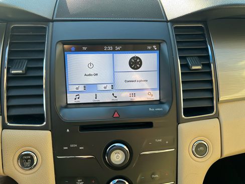 Used 2019 Ford Taurus SEL w/ Equipment Group 201A image 20