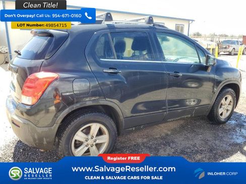 Used 2016 Chevrolet Trax LT w/ LT Convenience Package image 4
