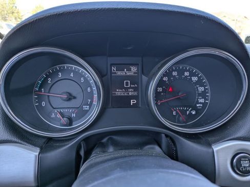 Used 2013 Jeep Grand Cherokee Trailhawk image 10