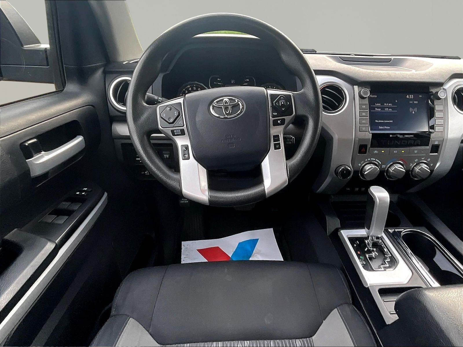 Used 2020 Toyota Tundra SR5 w/ SR5 Convenience Package AWD/4WD image 9