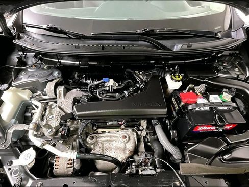 Used 2017 Nissan Rogue S w/ Appearance Package image 9