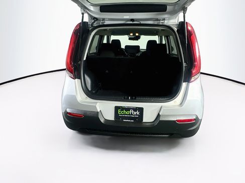 Used 2021 Kia Soul S FWD image 28