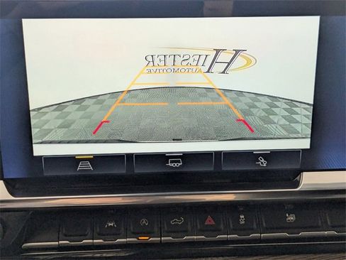 Certified 2025 Chevrolet Silverado 1500 LT w/ Leather Package image 21