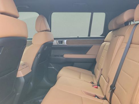 New 2026 Hyundai Santa Fe Limited image 7