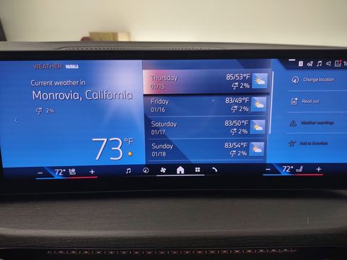 New 2026 BMW 330i Sedan w/ M Sport Package image 25