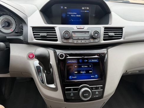 Used 2015 Honda Odyssey EX image 41