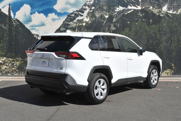 Certified 2025 Toyota RAV4 LE AWD/4WD image 3