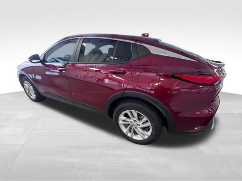 Used 2025 Buick Envista Preferred w/ Convenience I Package image 4