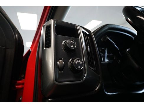 Used 2017 Chevrolet Silverado 1500 LT image 18