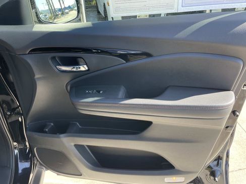 Certified 2023 Honda Ridgeline Black Edition image 22