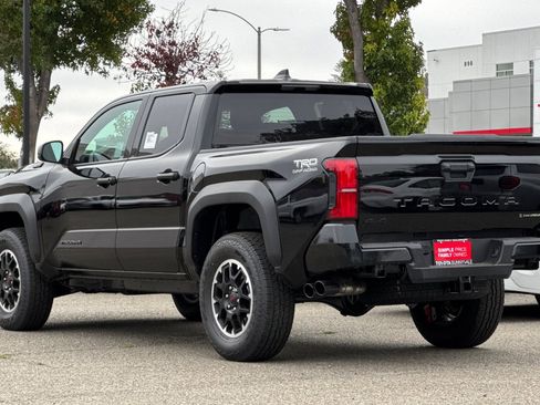 New 2025 Toyota Tacoma TRD Off-Road image 7