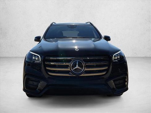 New 2026 Mercedes-Benz GLS 580 GLS 580 image 2