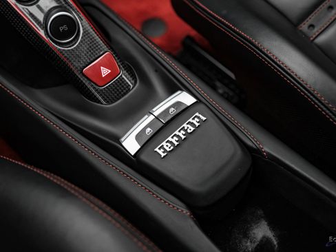 Used 2017 Ferrari 488 GTB RWD image 77